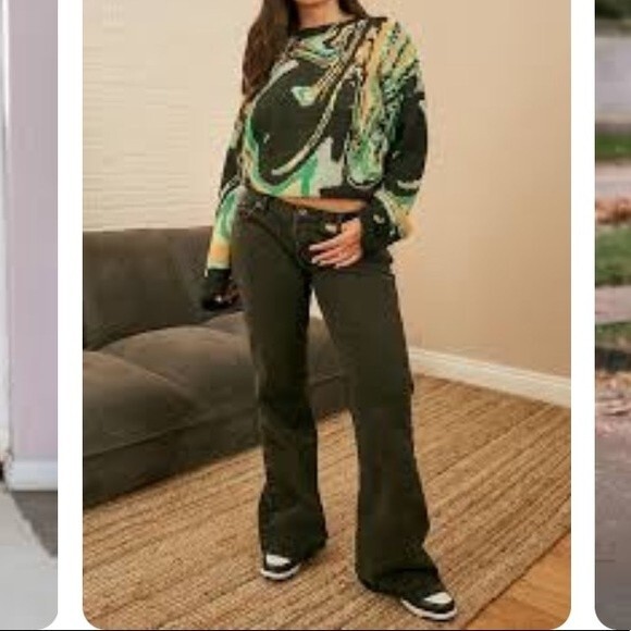 St. John's Bay Straight Leg Stretch Women's Olive Green Corduroy Pants Size 10 - Picture 14 of 16